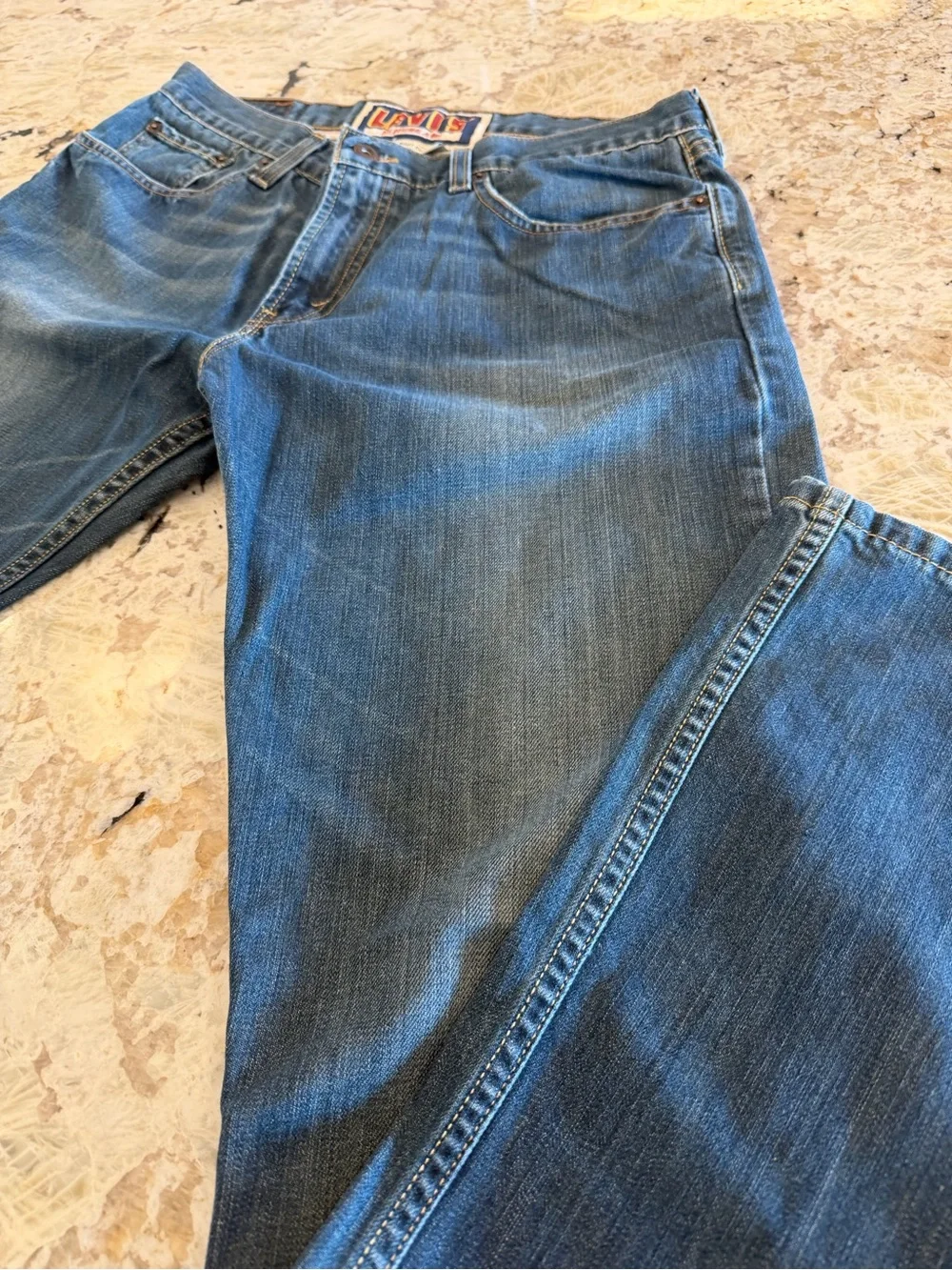 VINTAGE Levi's 527 Bootcut Jeans Men's 34x32 Blue Cotton Denim Medium Wash Y2K